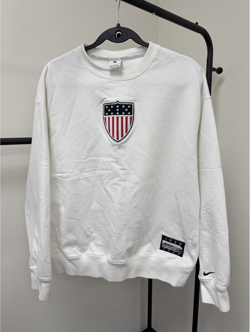 Nike Olympics Team USA Phoenix Crew Sweatshirt FN0982-133 Sail Medium